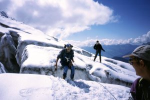 Tiefe L�cher m�ssen �bersprungen werden